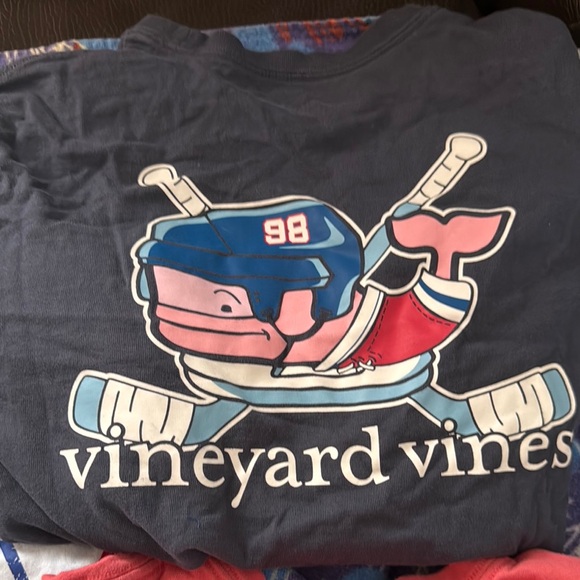 Vineyard Vines Hockey long sleeve bundle * read description
